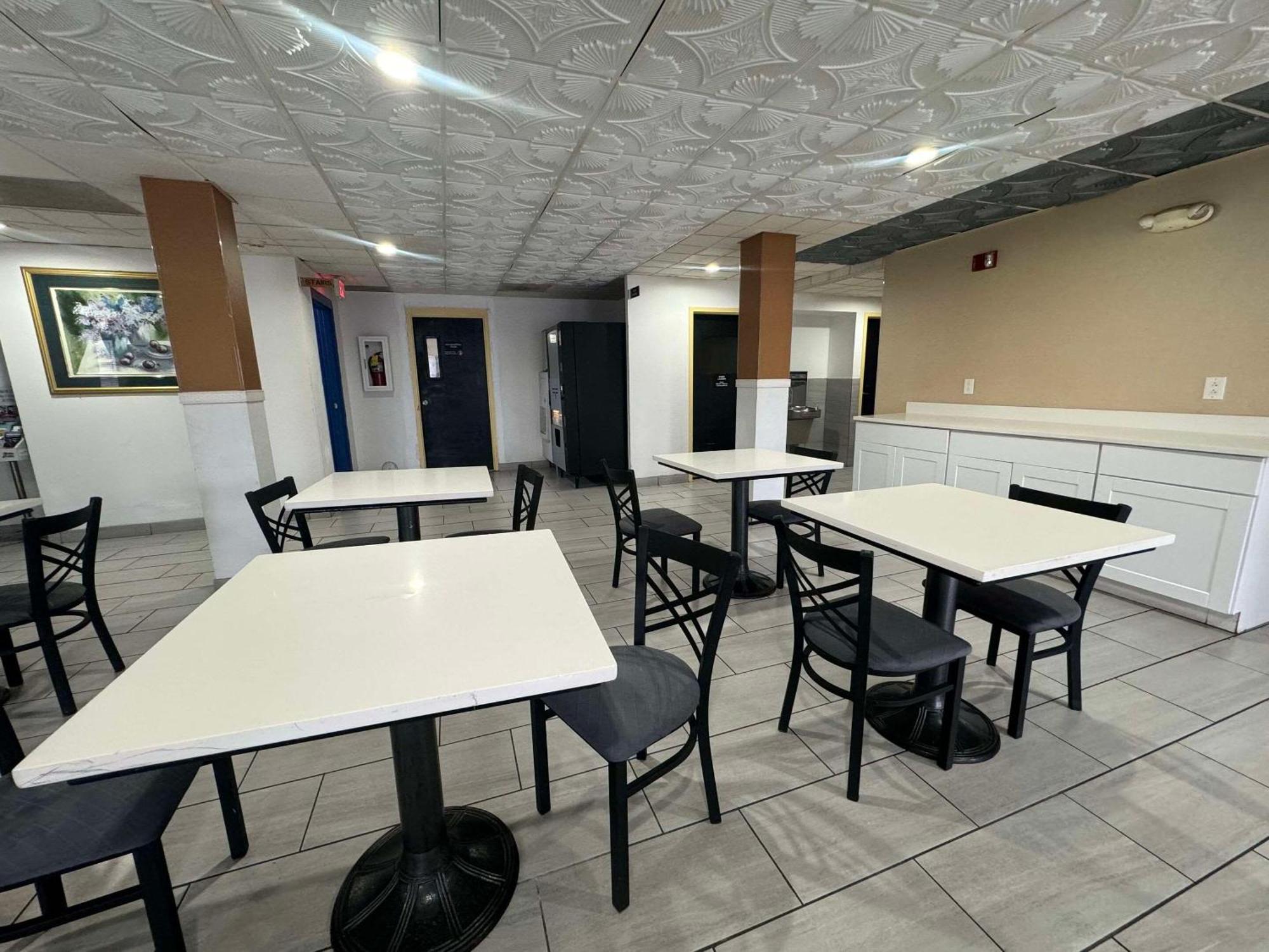 Rodeway Inn Чатануга Екстериор снимка